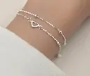 Brazalete de doble capa con forma de corazón 2.webp